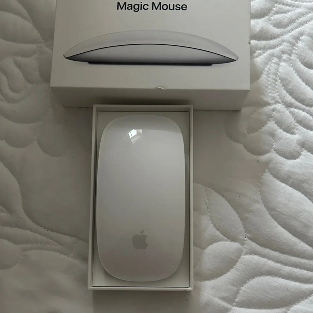 Apple elegant magic